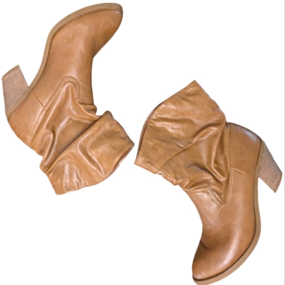 American Eagle Tan Vegan Faux Leather Ankle Boots/Booties